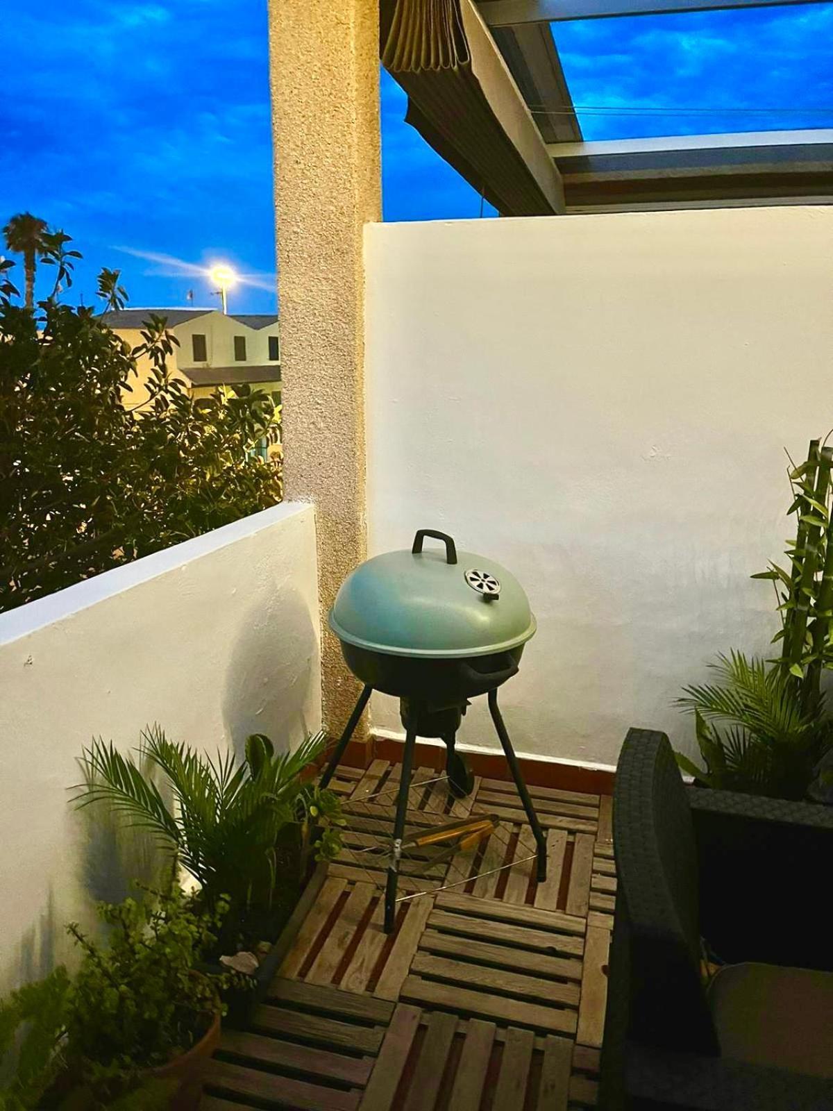 Przytulny Apartament 100M Od Plazy Torrevieja Exterior photo