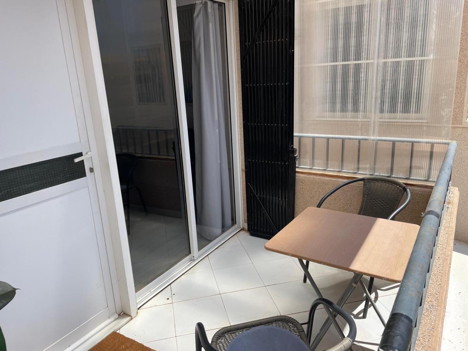 Przytulny Apartament 100M Od Plazy Torrevieja Exterior photo